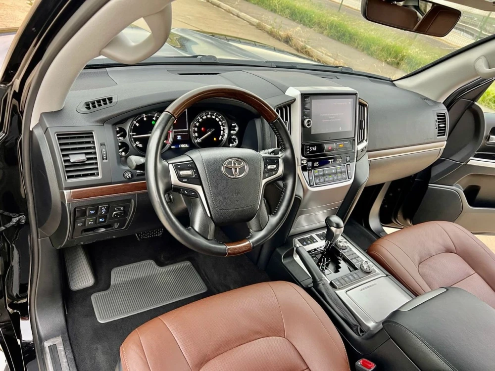 გაყიდვა Toyota Land Cruiser 200 2020