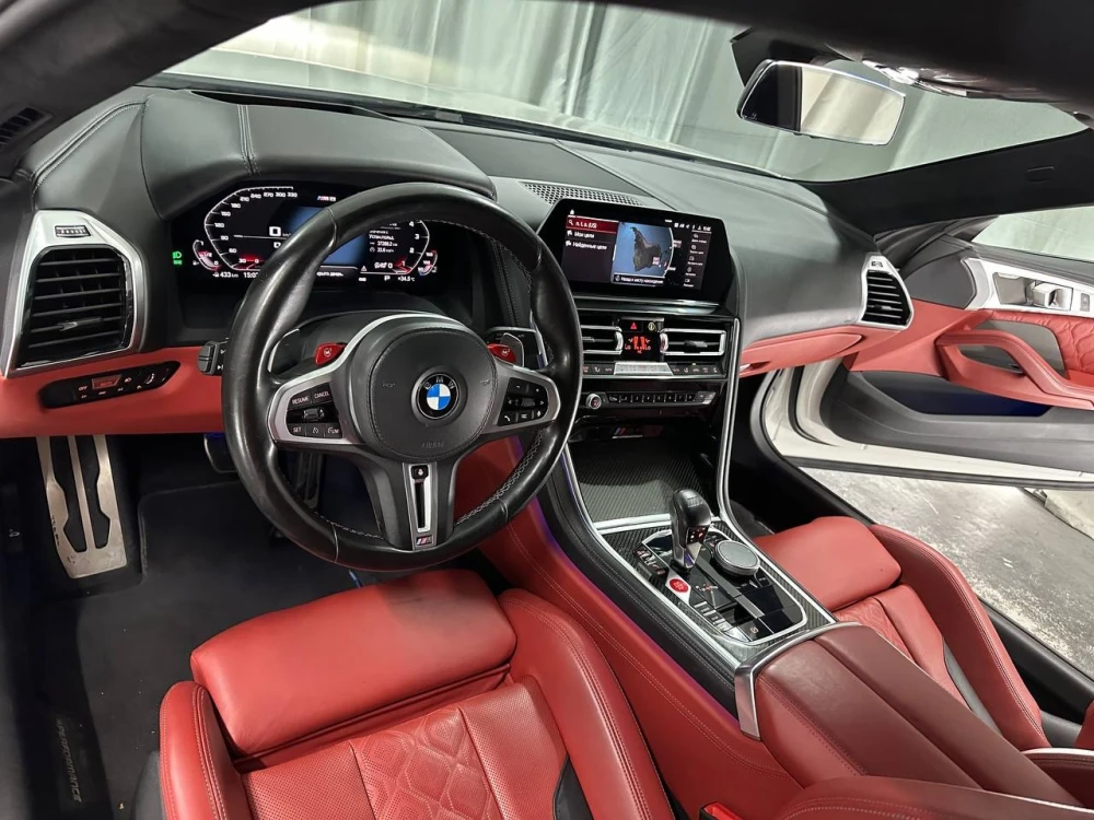 Sale BMW M8 2021