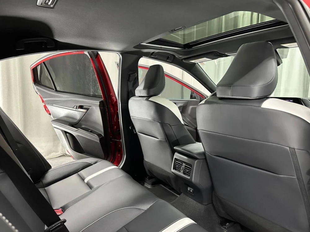 Продажа Toyota Camry Hybrid 2025
