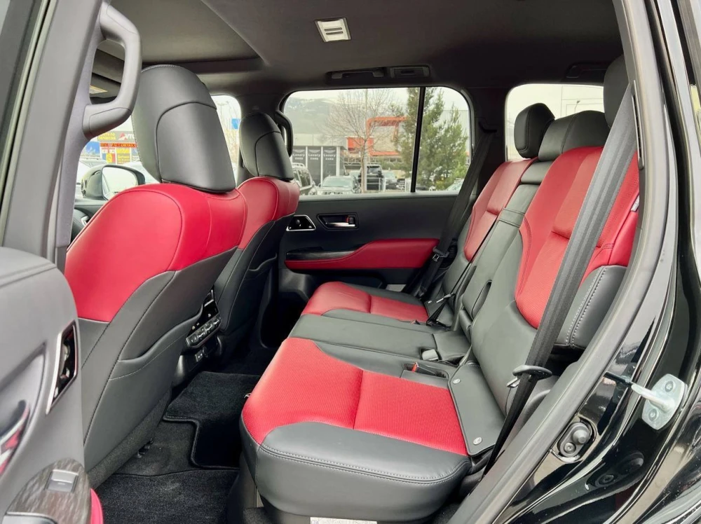 გაყიდვა Toyota Land Cruiser 300 PREMIUM 2022