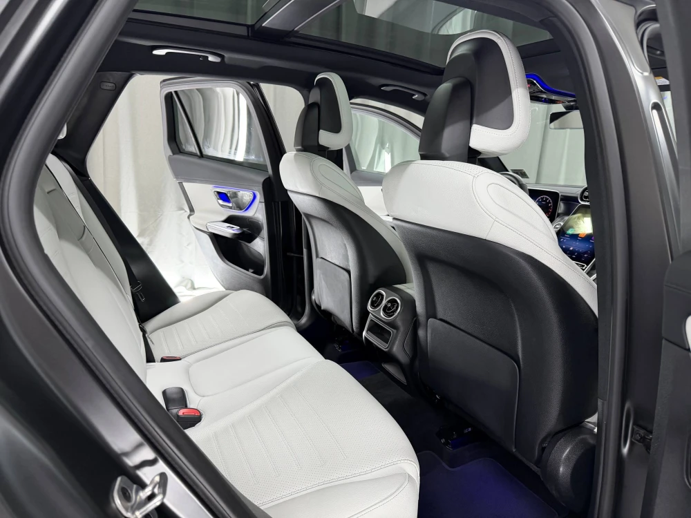 Sale Mercedes-Benz GLC 300 2025