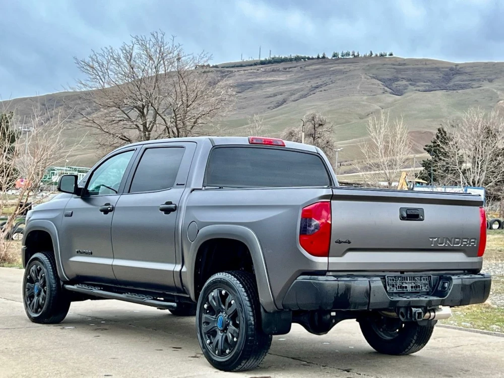 Продажа Toyota Tundra 2015