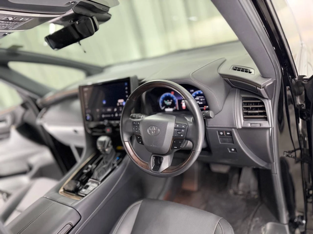გაყიდვა Toyota Alphard 2024