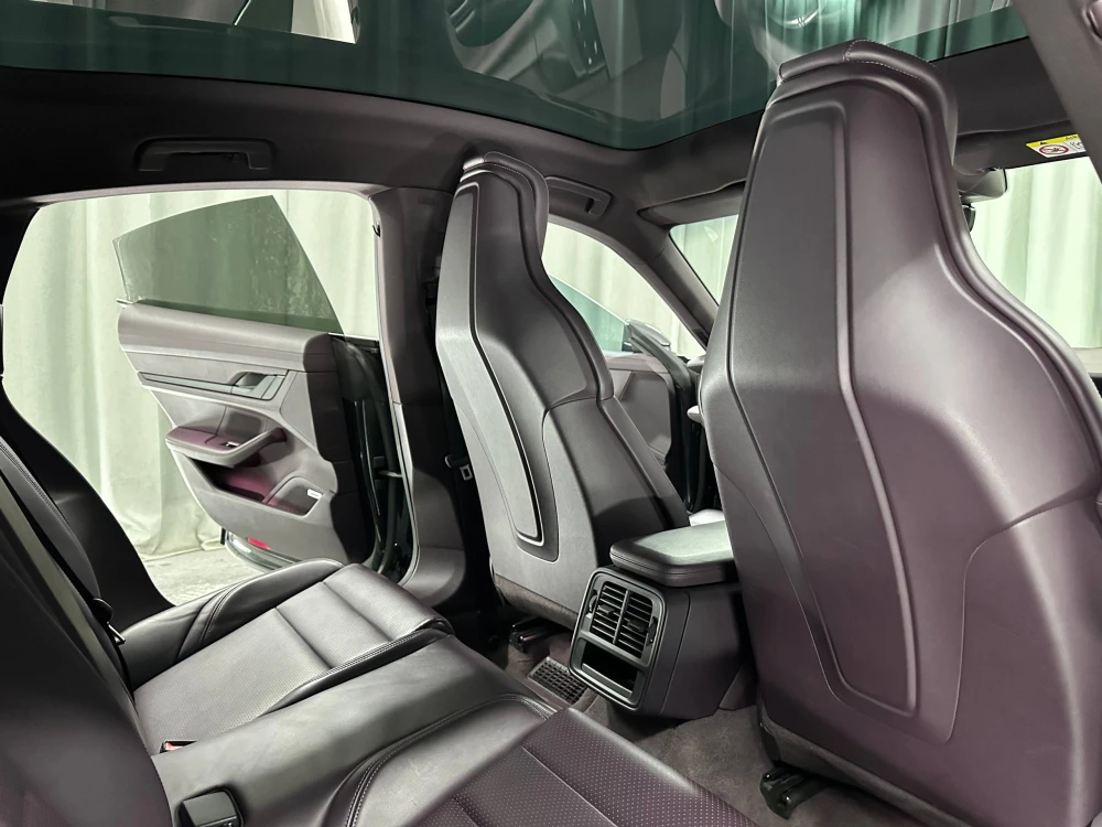 Продажа Porsche Taycan 2023