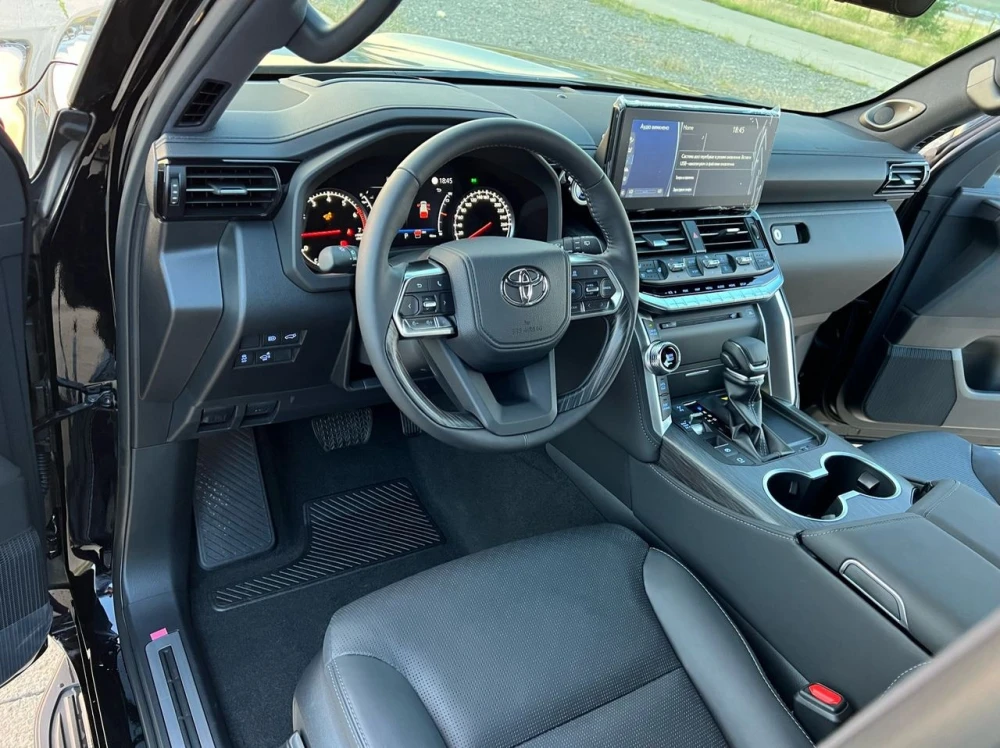 Продажа Toyota Land Cruiser 300 PREMIUM 2022