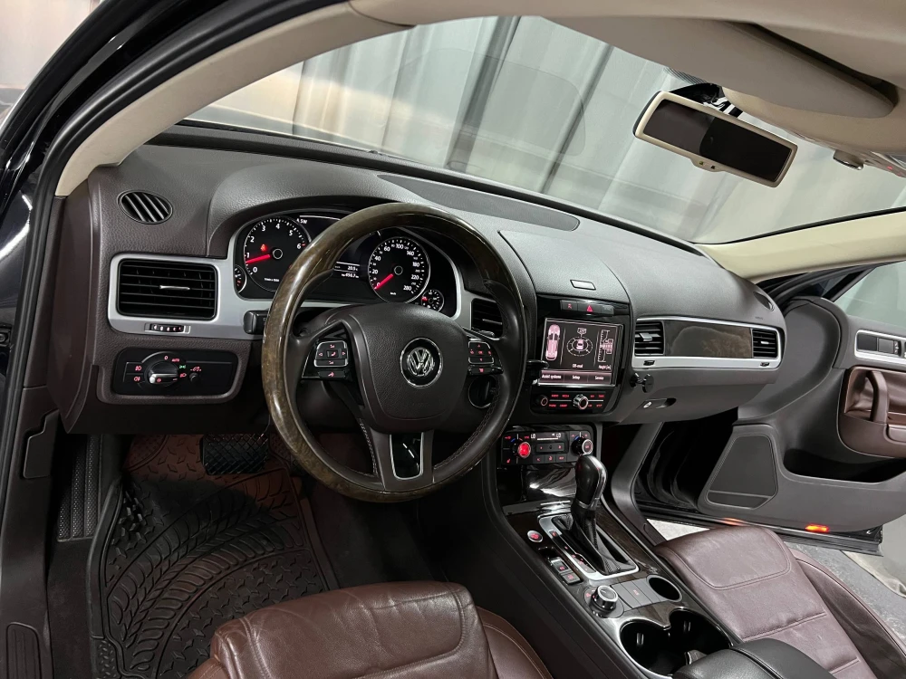 გაყიდვა Volkswagen Touareg 3.6 4MOTION 2012