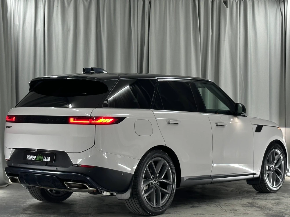 Продажа Land Rover Range Rover Sport SE 2024