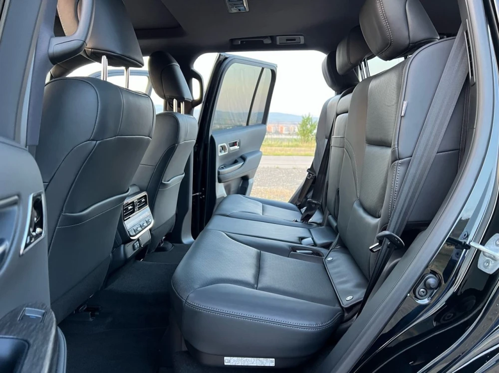 Продажа Toyota Land Cruiser 300 PREMIUM 2022