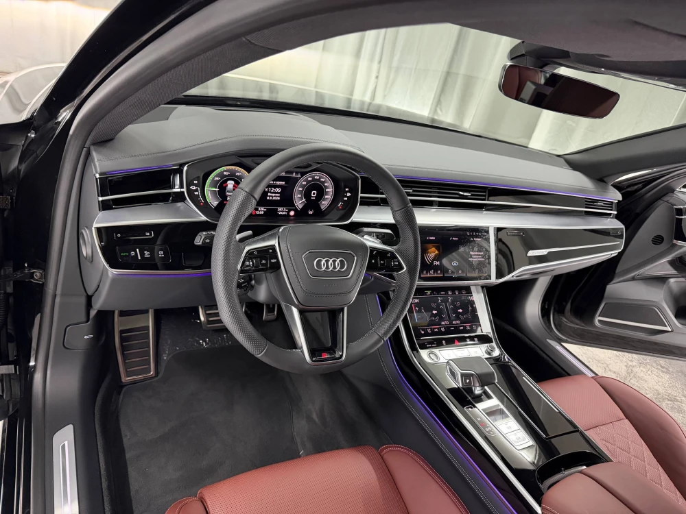 გაყიდვა Audi A8 L 60 TFSI e 2026