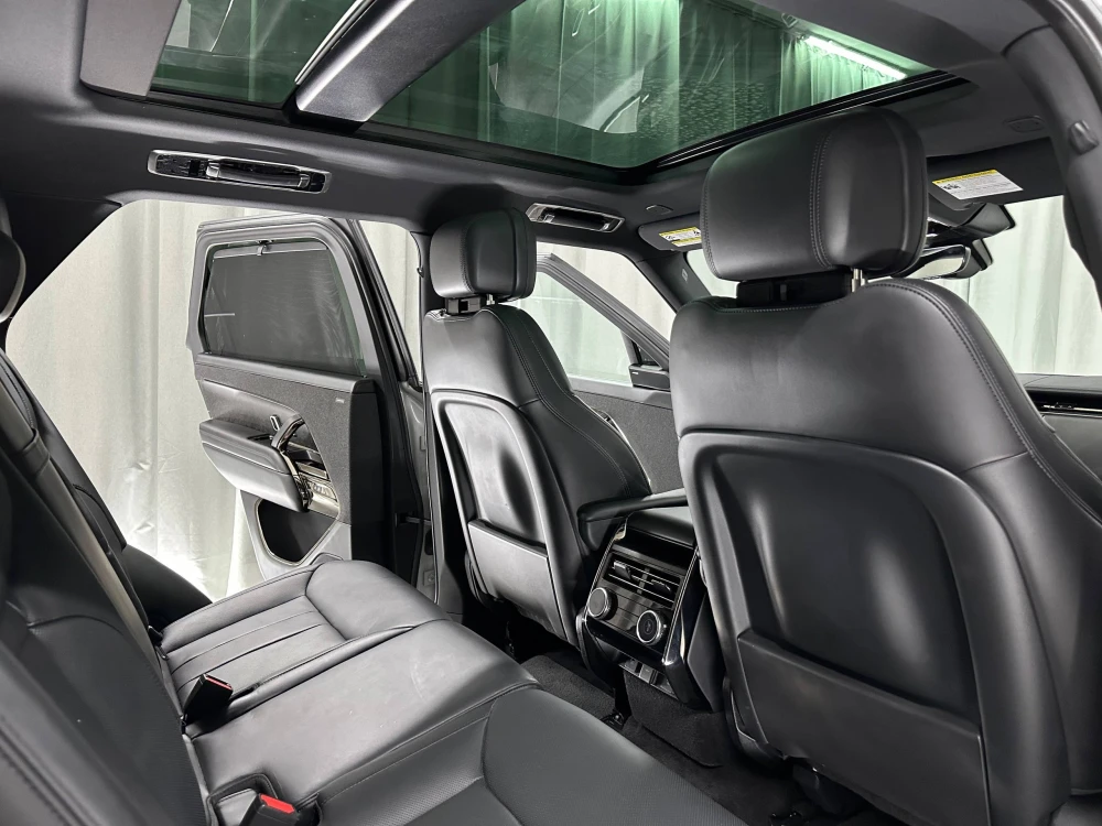 Продажа Land Rover Range Rover Sport SE 2024