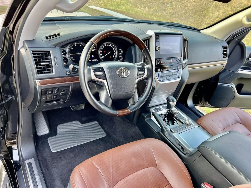 გაყიდვა Toyota Land Cruiser 200 2020