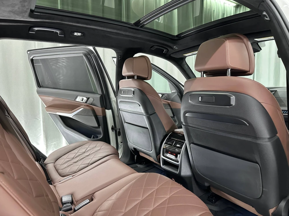 გაყიდვა BMW X7 2023