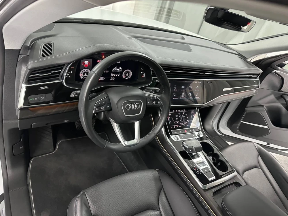 გაყიდვა Audi Q8 2023