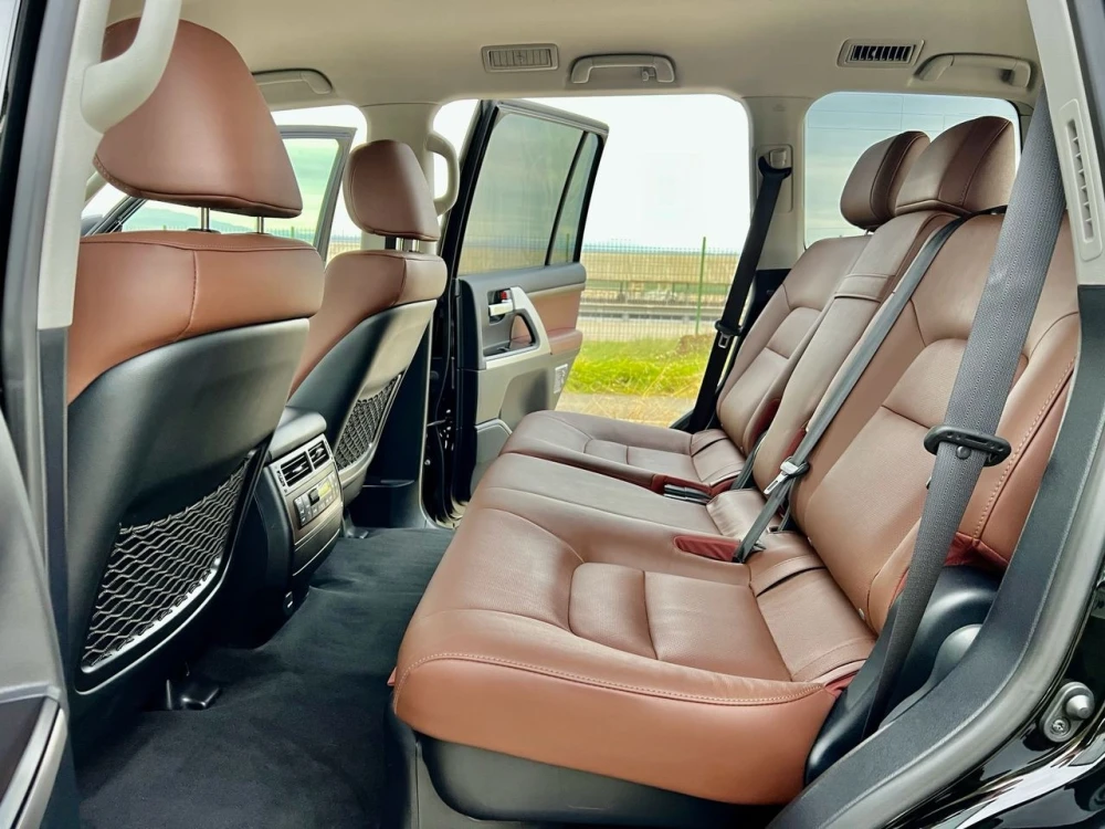 გაყიდვა Toyota Land Cruiser 200 2020