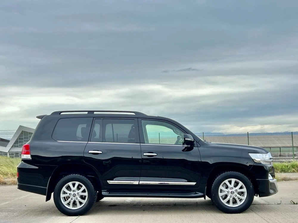 გაყიდვა Toyota Land Cruiser 200 2020