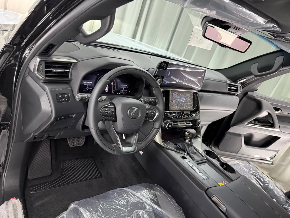 Sale Lexus LX 500d 2026