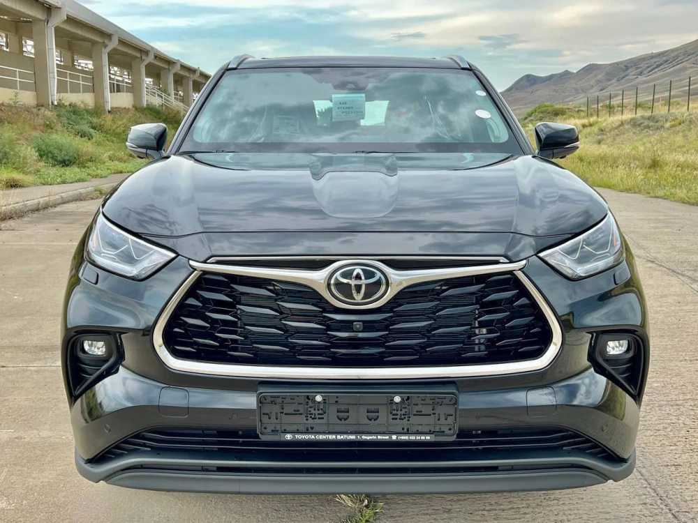 გაყიდვა Toyota Highlander 2023