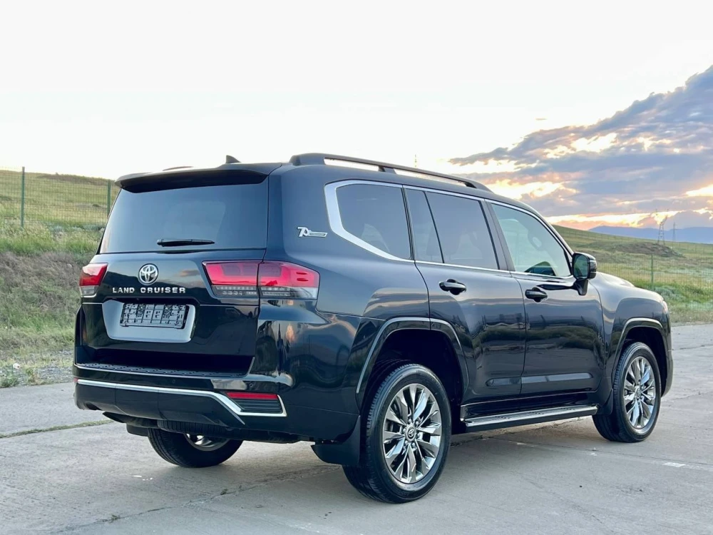 გაყიდვა Toyota Land Cruiser 300 2021