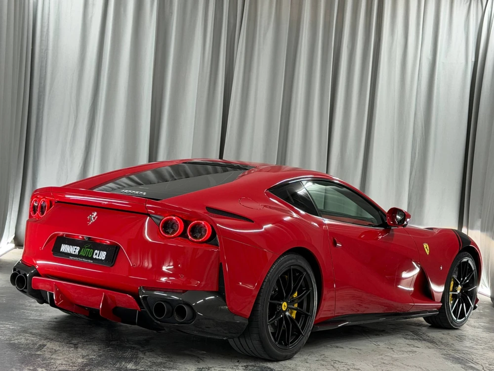 Sale Ferrari 812 Superfast 2019