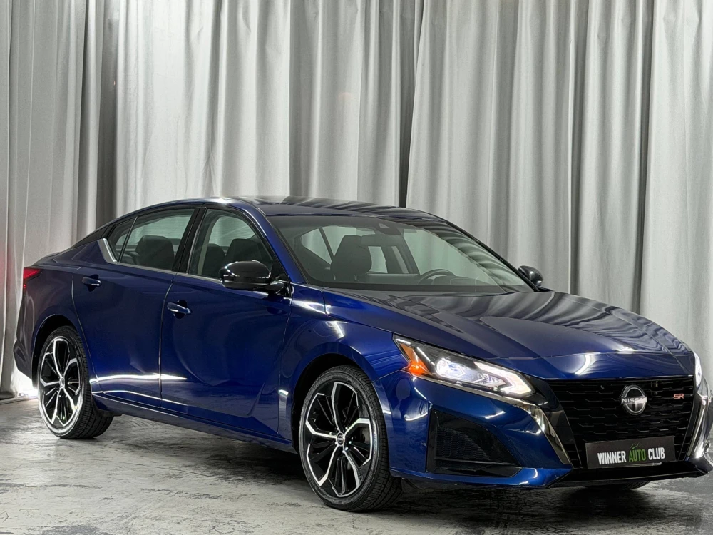 Sale Nissan Altima SR 2023