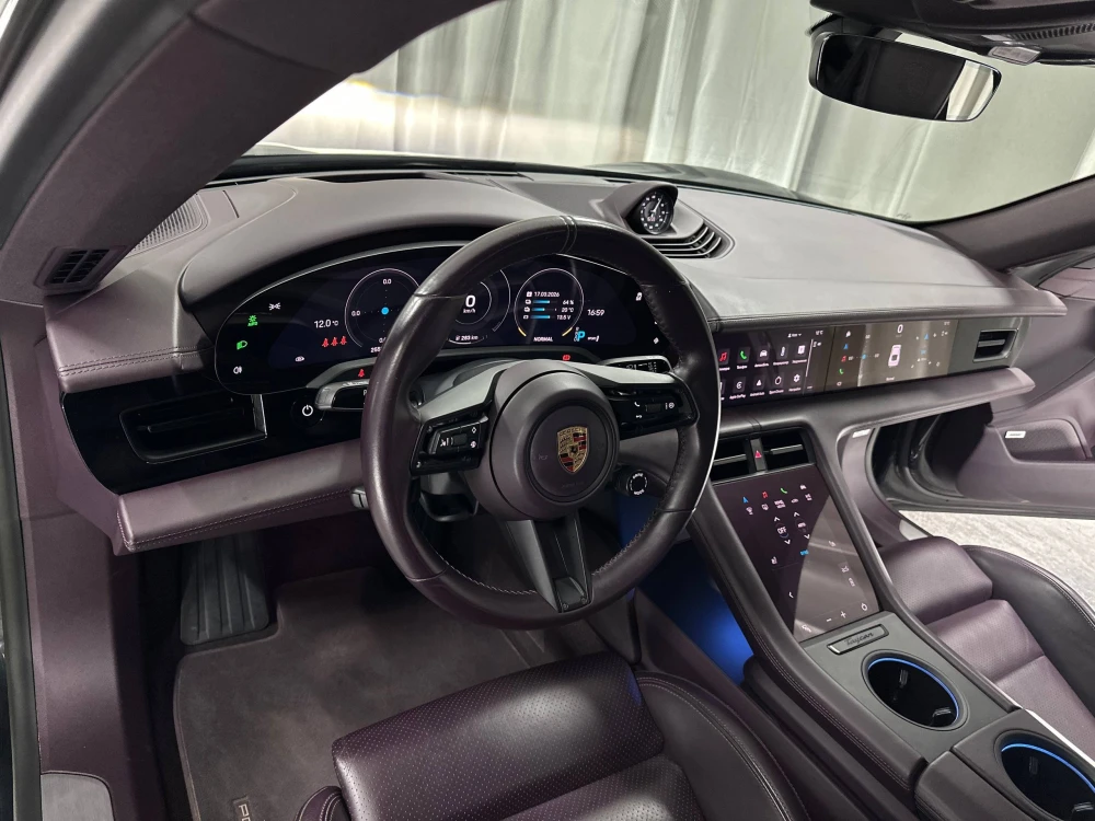 Продажа Porsche Taycan 2023