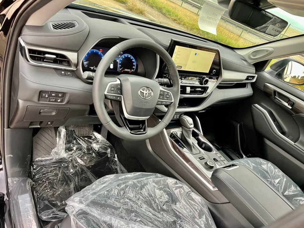 გაყიდვა Toyota Highlander 2023