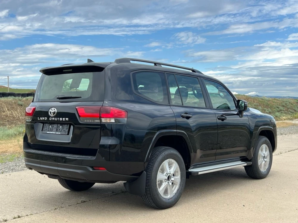 გაყიდვა Toyota Land Cruiser 300 2023